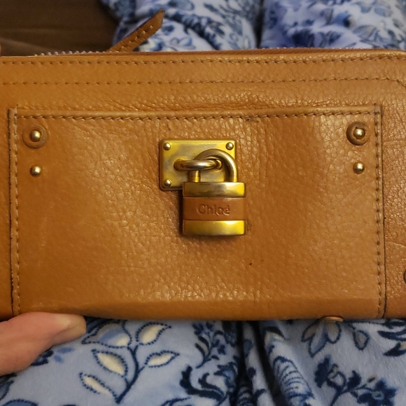 ❗Chloe Paddington Zippy Wallet❗ - Picture 11 of 12